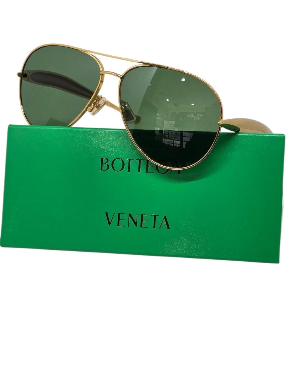 Bottega Veneta Gold Frame Green Lens Aviator Sunglasses